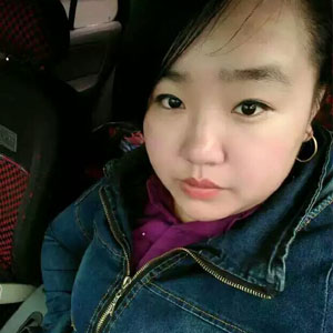 姓名:齐艳凤 性 别:女 22岁 不知道什么原因离家出走,亲戚