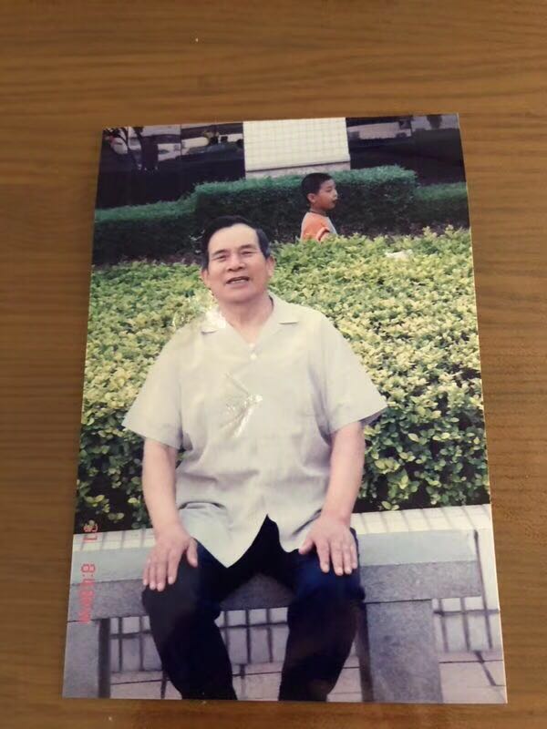 寻找走失的爷爷87岁,男,身高170cm,偶有老年痴呆症状