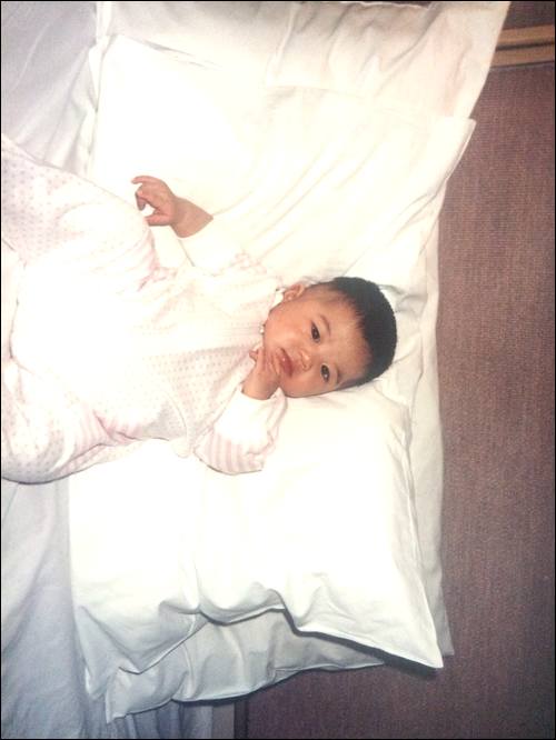 ���ʽ�26��Ů��Ѱ��,1992�ڽ�������ʧɢ,Ӥ��ʱ�����������ݻ�