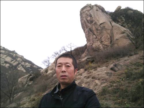 ������Ѱ��������ĸ ������,1975����������ʧɢ,��