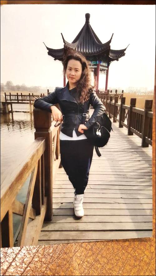 ��ٳѰ�Ұ��Ҷ������ݹ¶�Ժ�ĸ�ĸ ��ٳ,1982�ڽ��ճ���ʧɢ,û