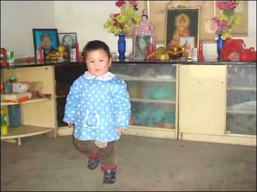 �����׸����ƺ������������� ������,�ں��ϰ���ʧɢ,�ֺ����Ģ�