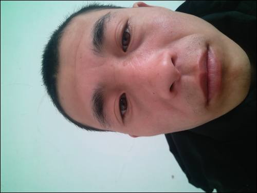 刘忠宝我要找我的家人,1986在黑龙江佳失散,小时候。卖的是粉色的